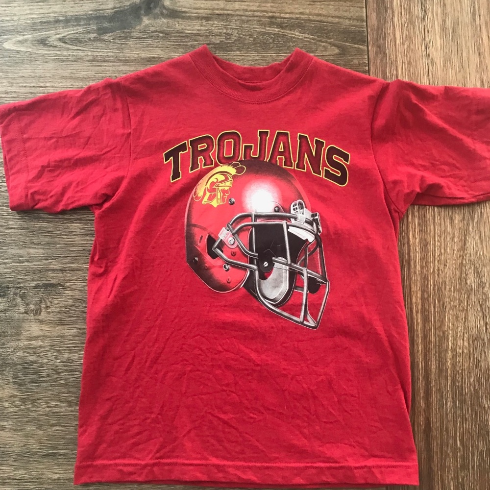 Kids size 8-10 USC T Shirt